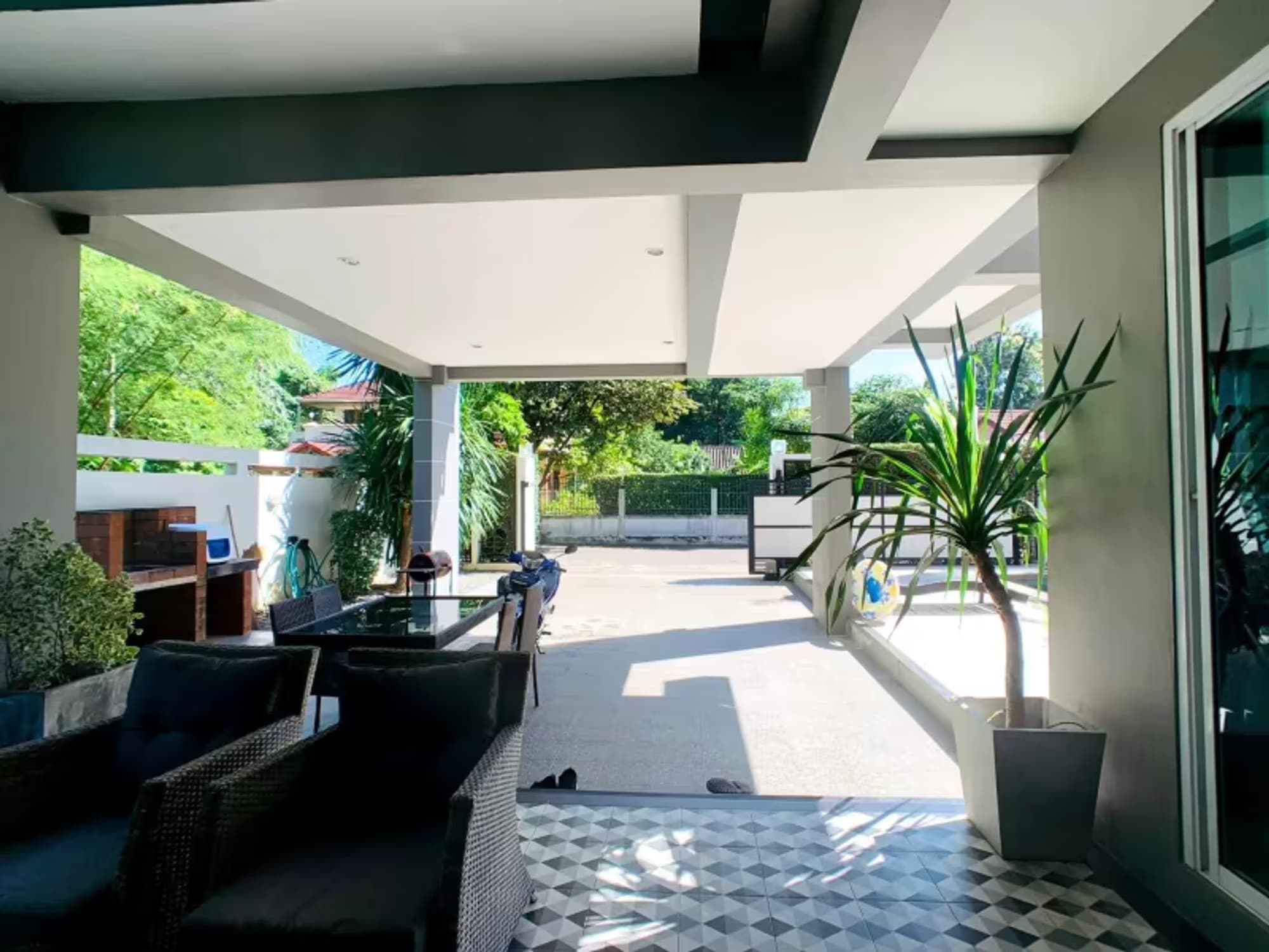 4 Bedroom House - Image 8