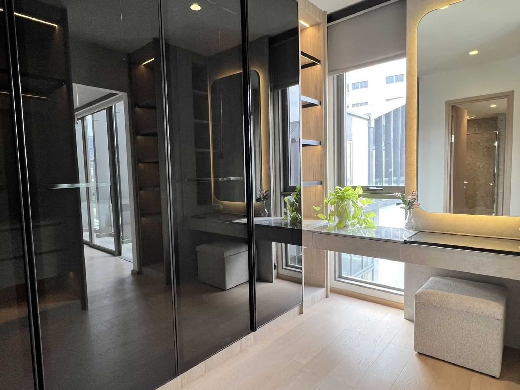 3 Bed House for Rent in Khlong Toei - Image 9