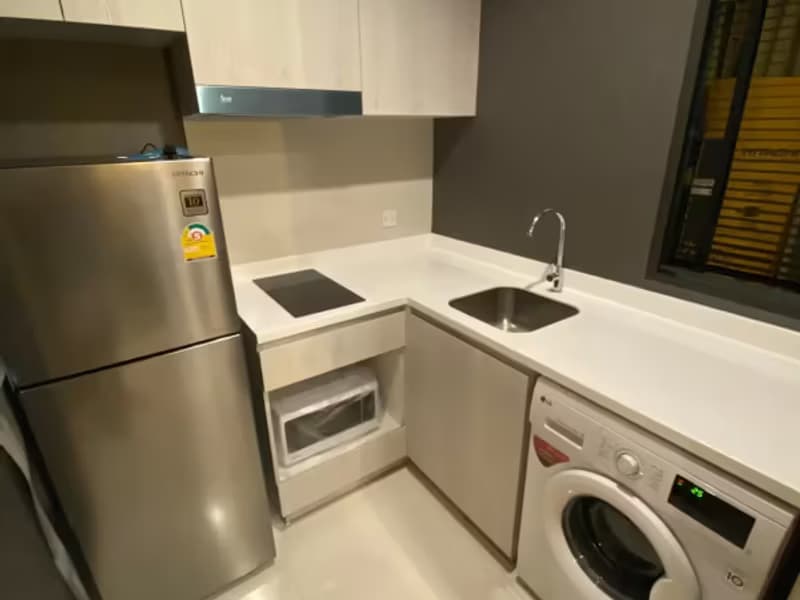 1 Bedroom Condo