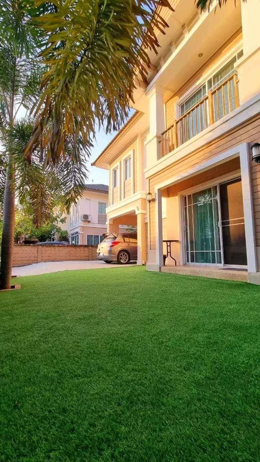3 Bed House for Rent and Sale in Bang Phli - Image 20