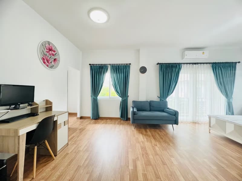 4 Bed House for Rent in Hang Dong