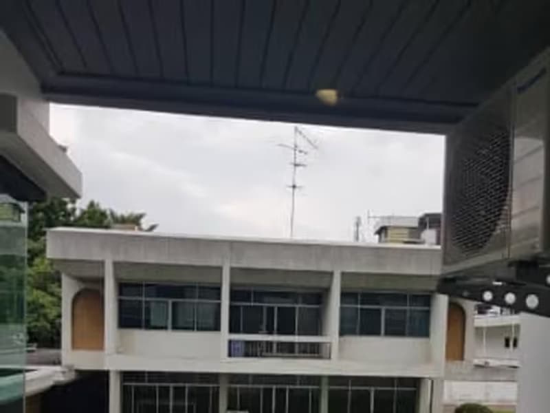 1 Bedroom Condo