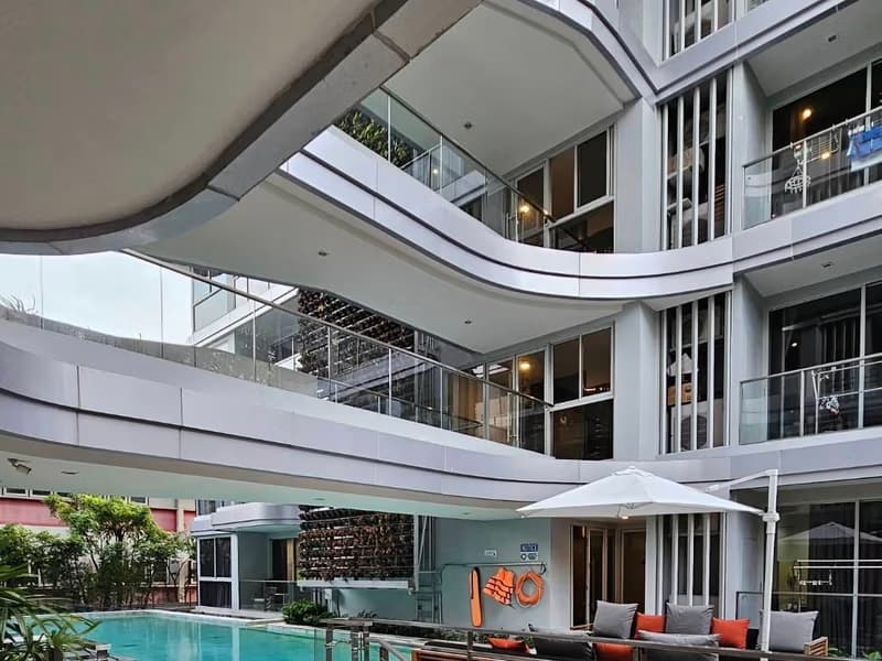 2 Bed Condo for Rent  Near Sukhumvit MRT