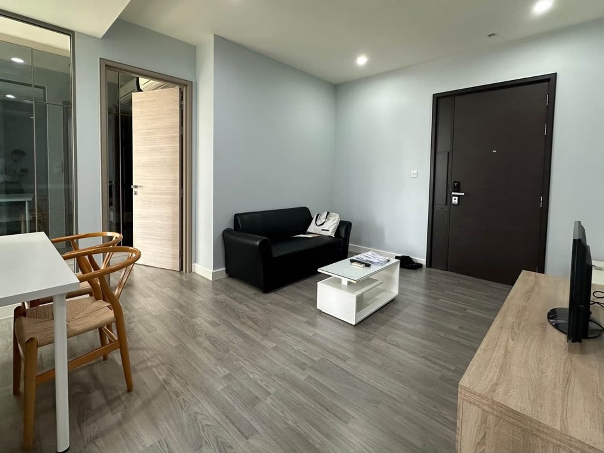  - Image 8