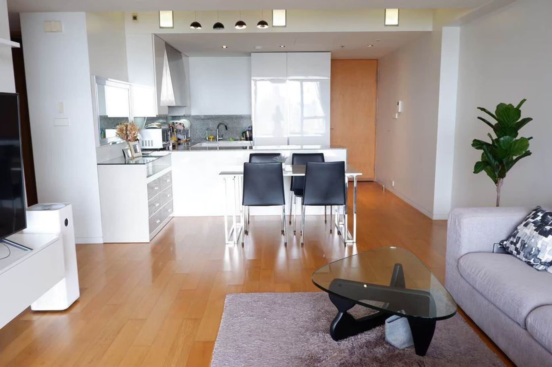 2 Bed Condo for Sale in Sathon - Image 2