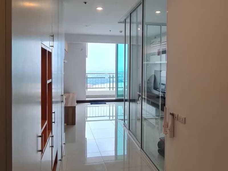 Condo for Sale at Supalai Prima Riva