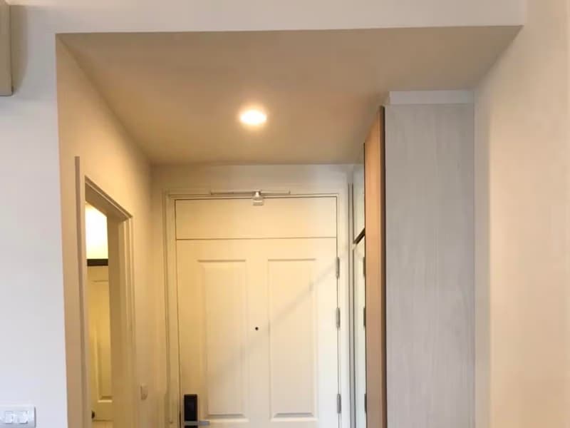 1 Bed Condo for Rent  Near Surasak BTS