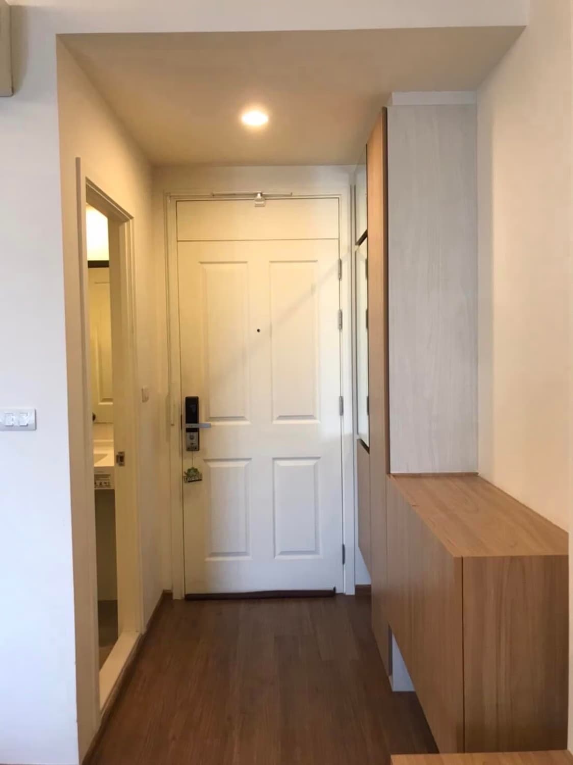 1 Bed Condo for Rent  Near Surasak BTS - Image 8
