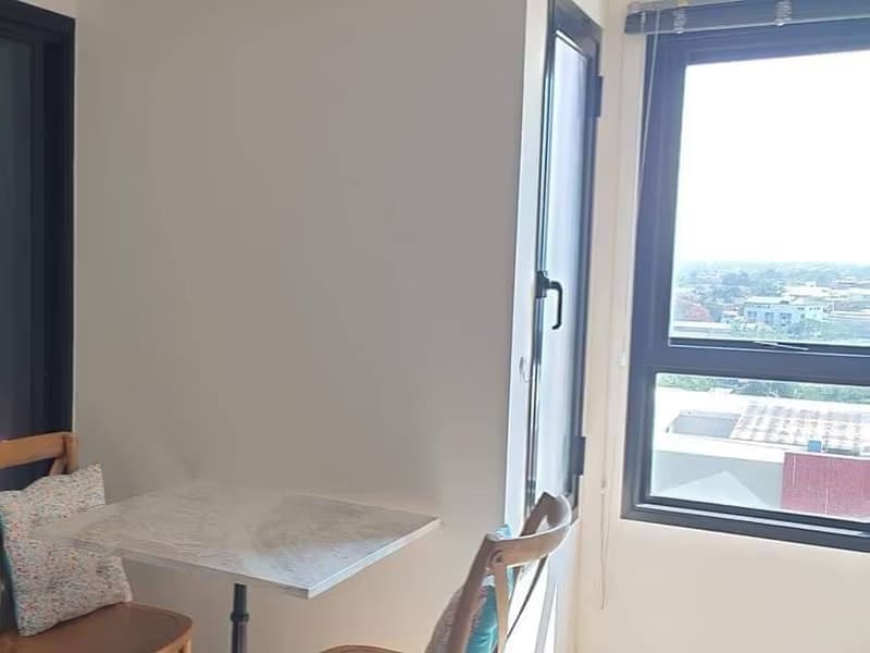 1 Bedroom Condo