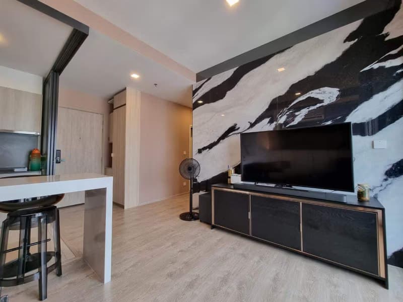 2 Bedroom Condo