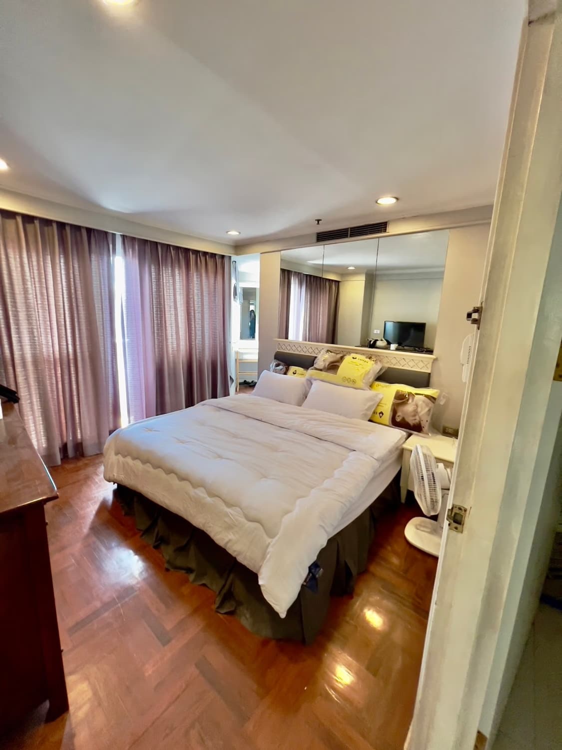 2 卧室 Condo 用于 出租 在 	拉差貼威 - Image 7