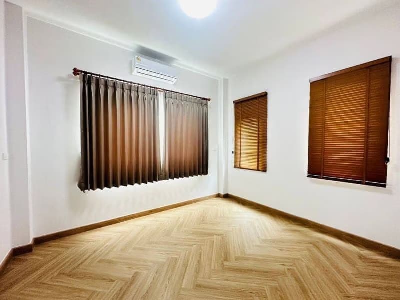 4 Bed House for Rent in Mueang Chiang Mai District