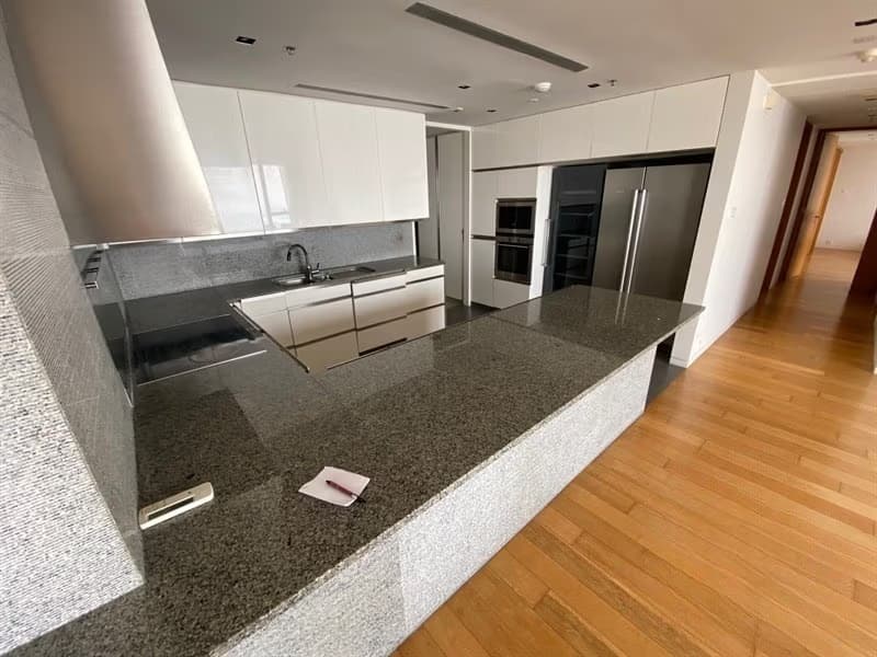 3 Bed Condo for Sale in Sathon