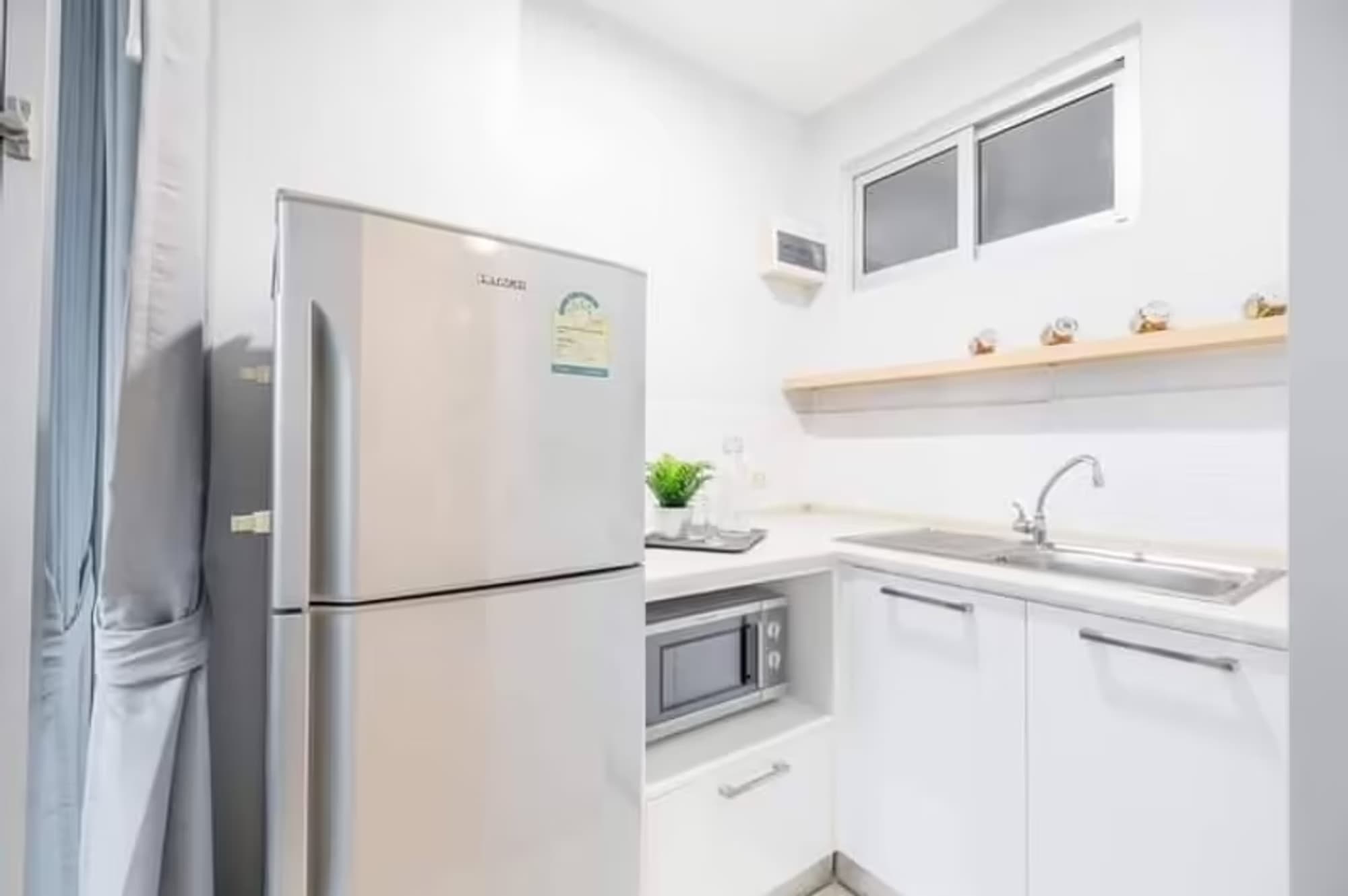 1 Bedroom Condo - Image 7