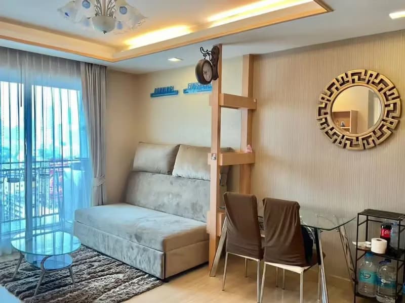 1 Bedroom Condo