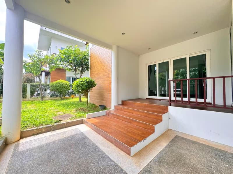 4 Bed House for Rent in Mueang Chiang Mai