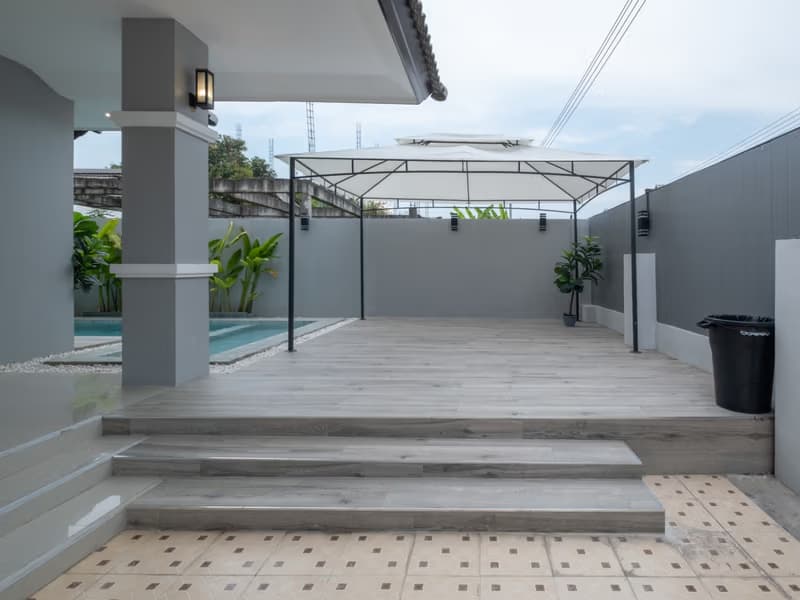 4 Bed House for Rent in Mueang Chiang Mai