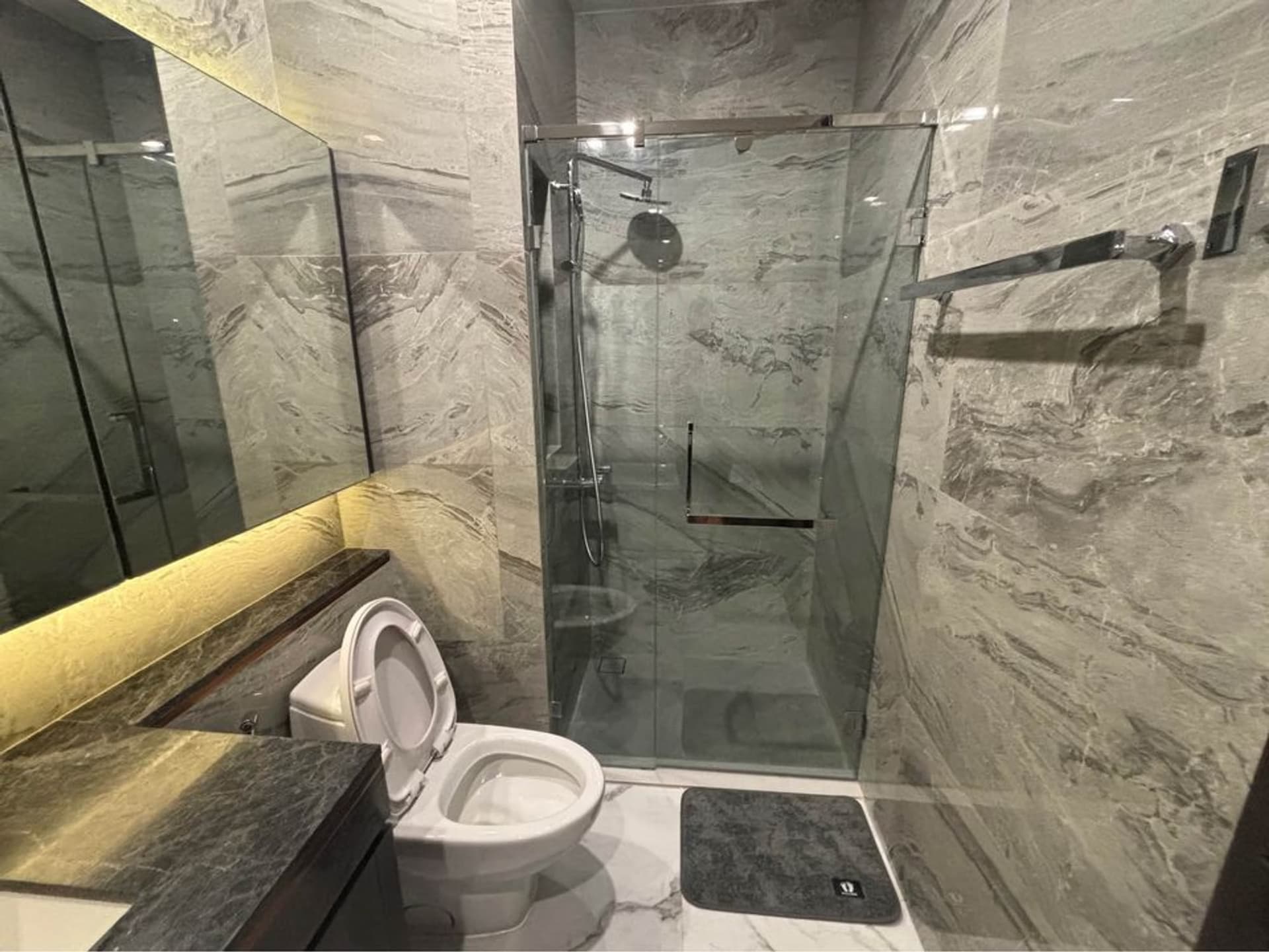 1 Bed Condo for Rent in Watthana - Image 4