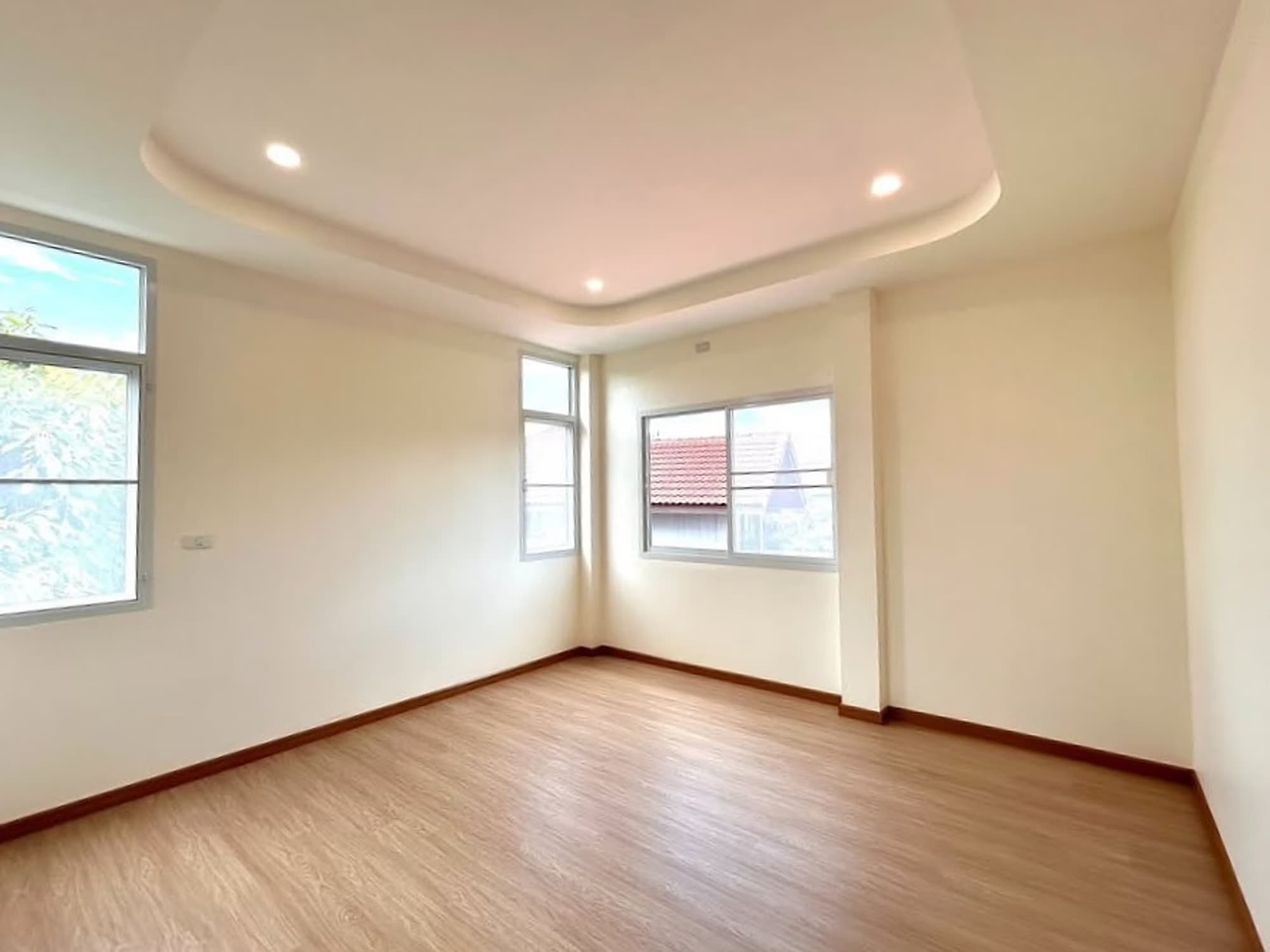 4 ห้องนอน บ้าน สำหรับ ขาย ใน San Sai - Image 8