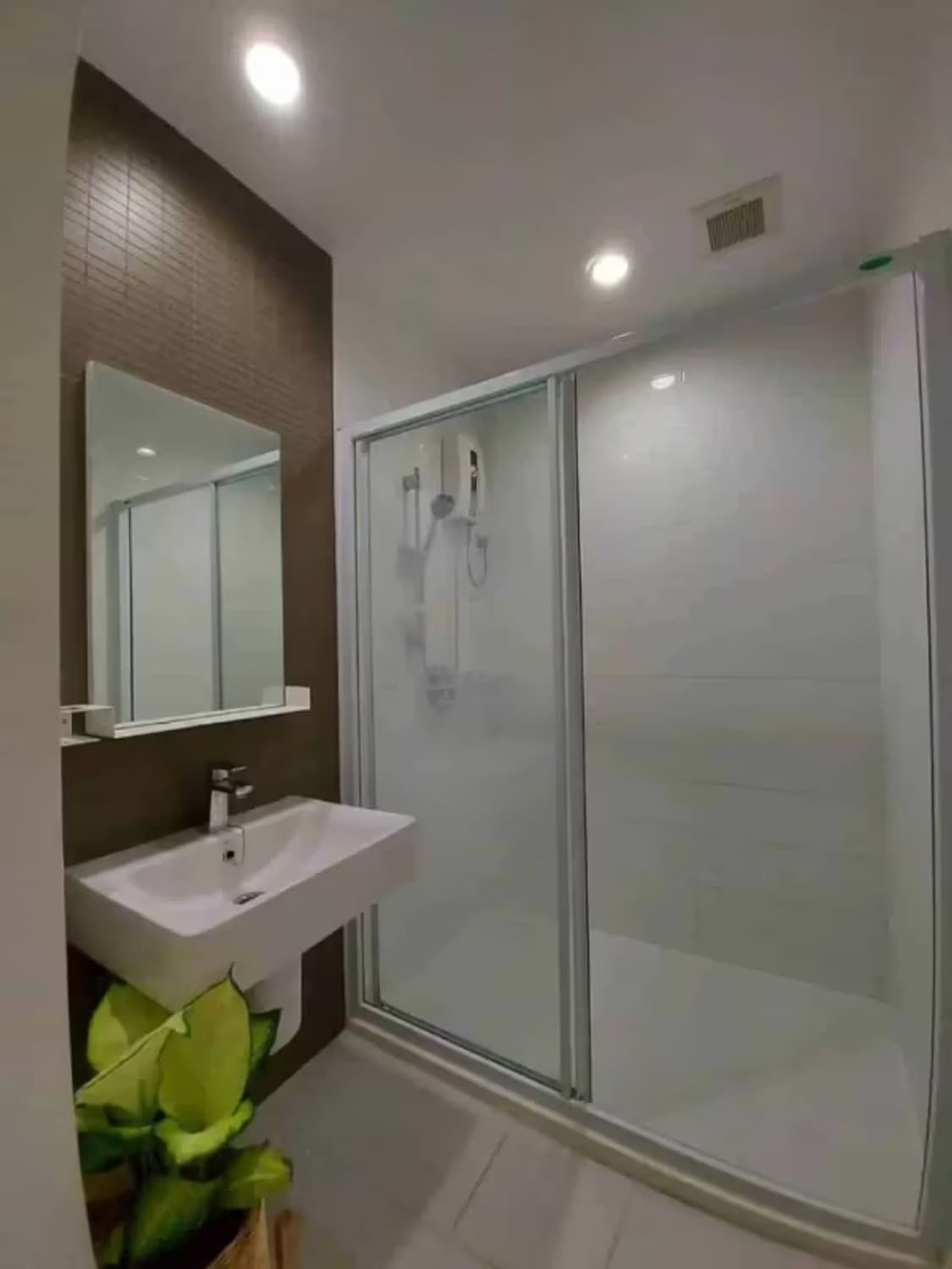 1 Bedroom Condo - Image 12