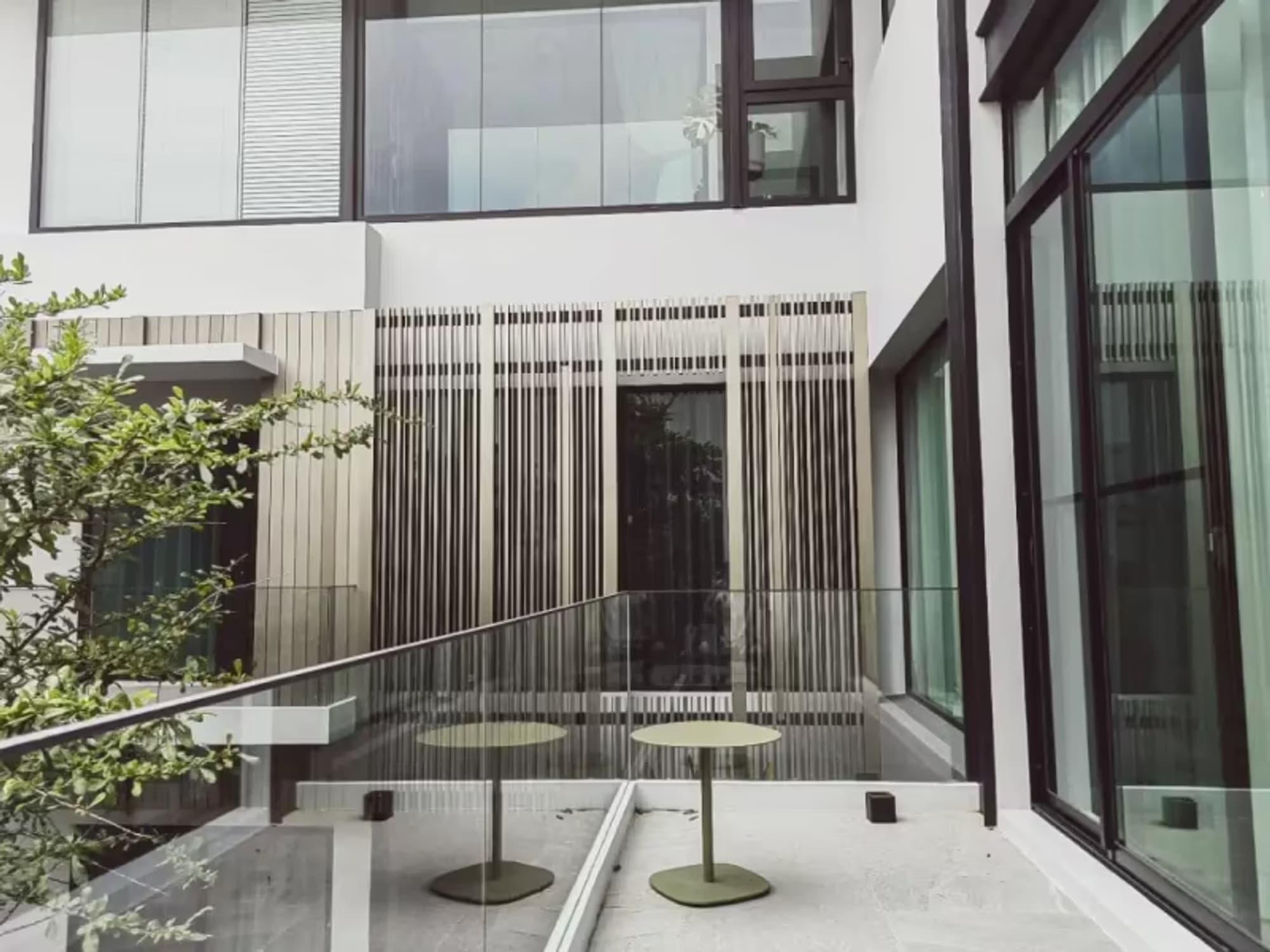 4 Bedroom House - Image 7