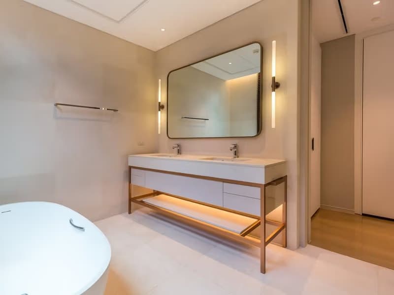 2 Bed Condo for Rent in Pathum Wan