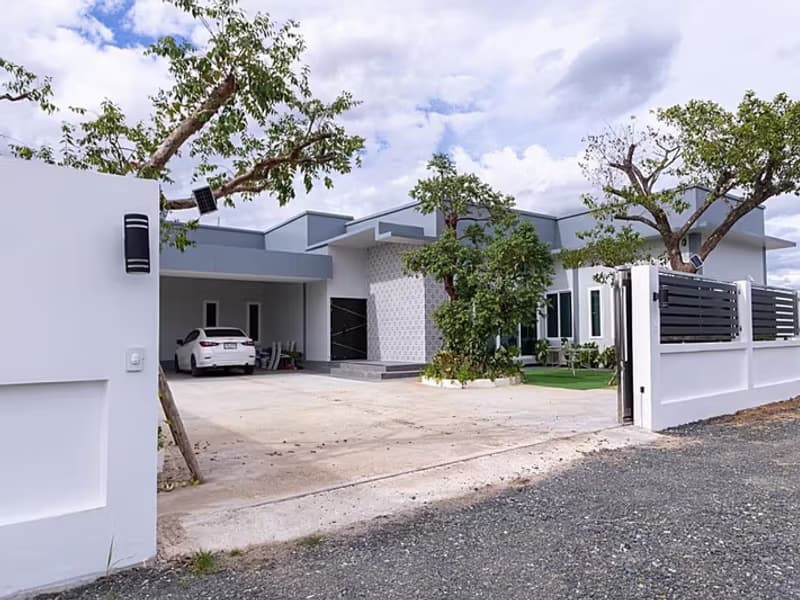 Pool Villa for Rent in Nong Phueng, Saraphi.