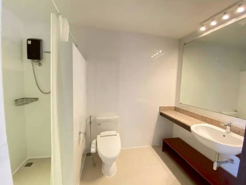 2 Bed Condo for Rent in Watthana