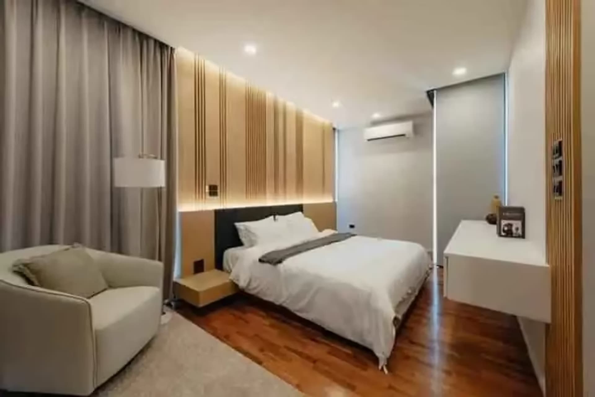 3 Bedroom House - Image 2