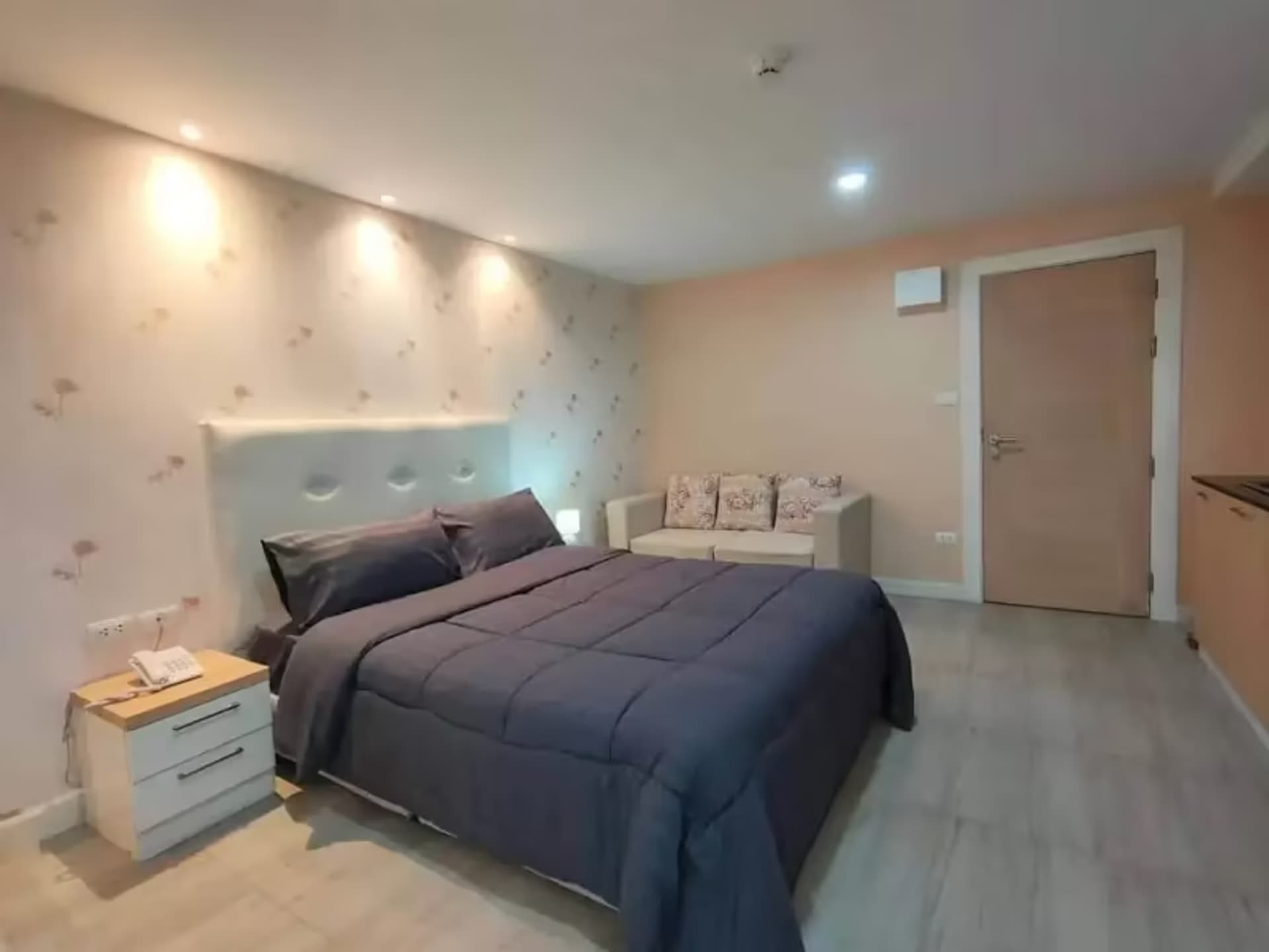 Studio for Sale/Rent in Chang Phueak, Mueang Chiang Mai - Image 1
