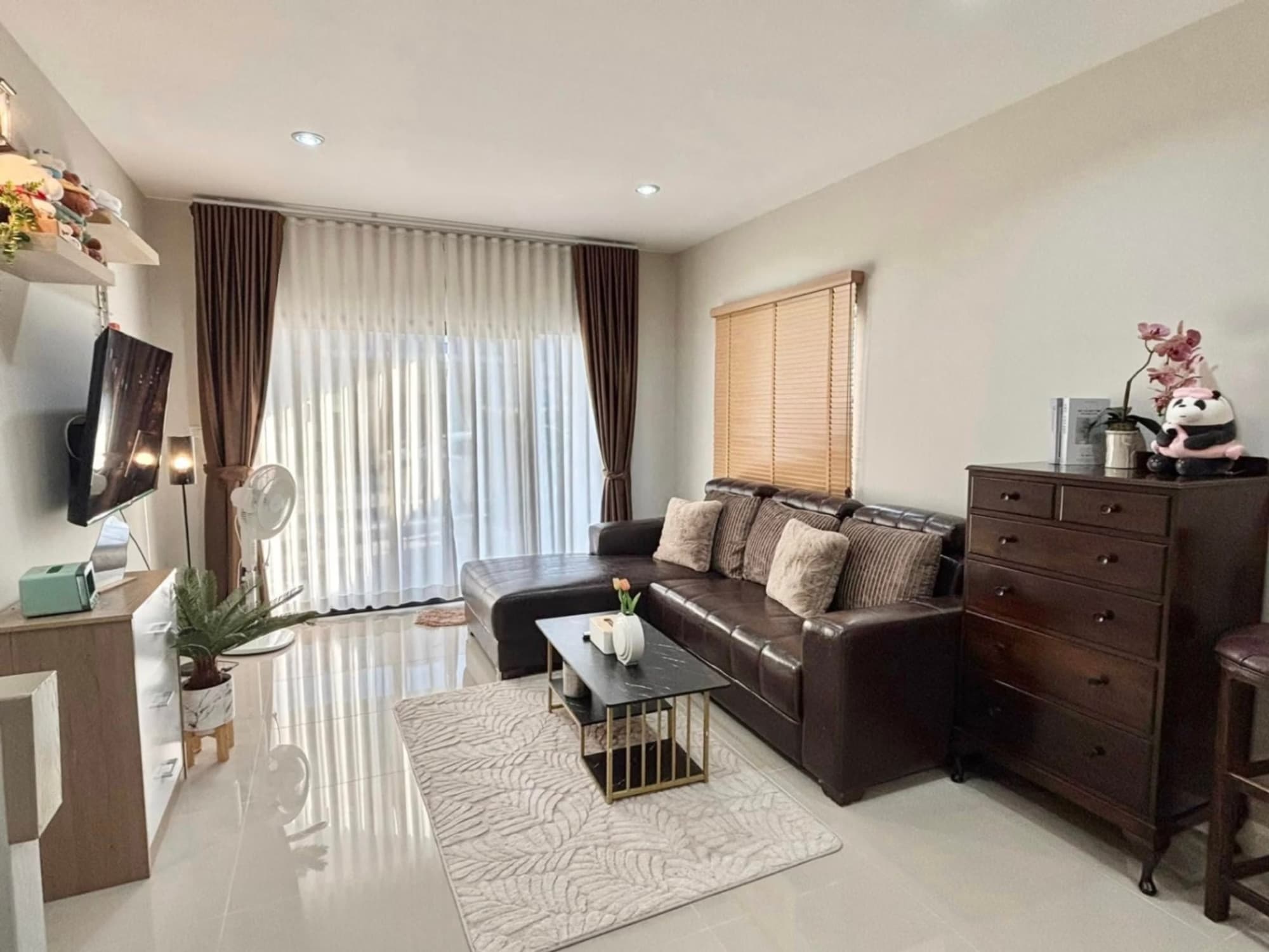4 Bed House for Rent in Saraphi - Image 8
