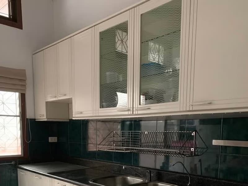 2 Bed House for Rent in Bang Na
