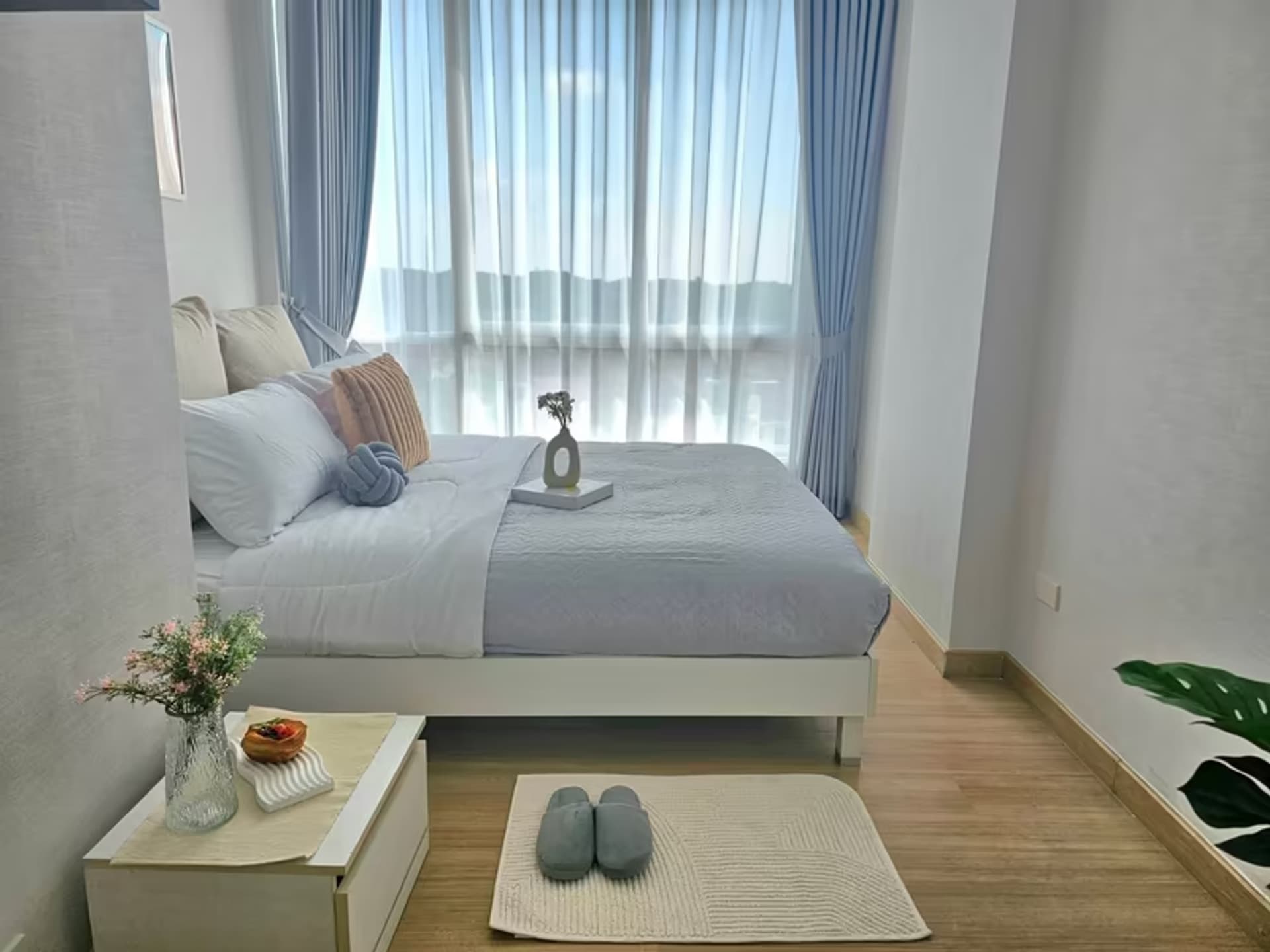 1 Bedroom Condo - Image 6