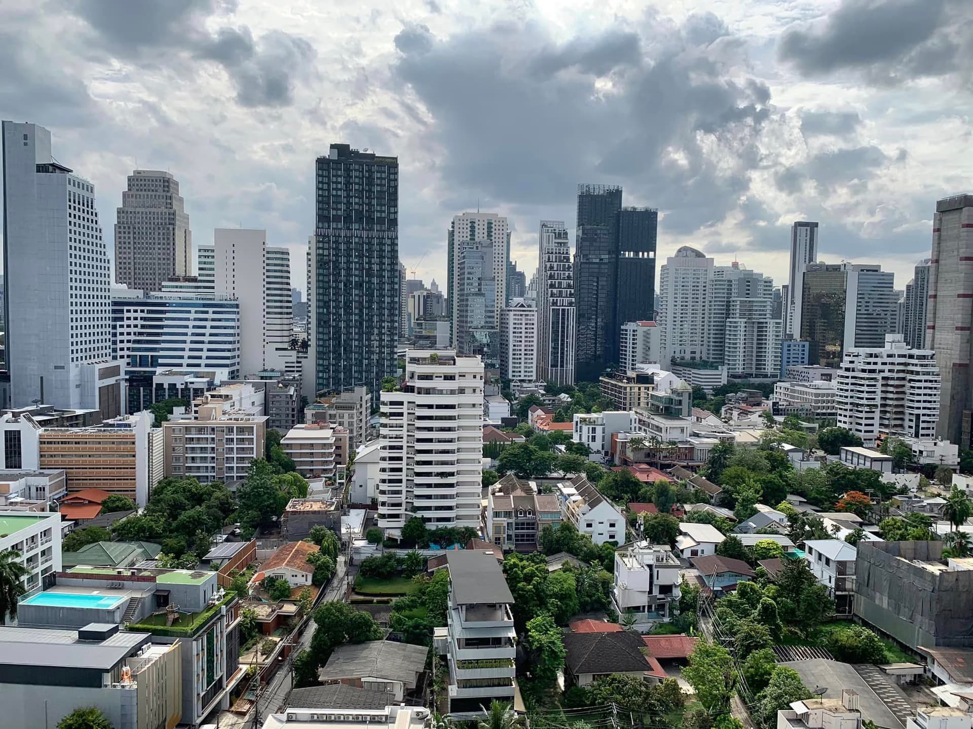 1 Bed Condo for Rent in Watthana - Image 4