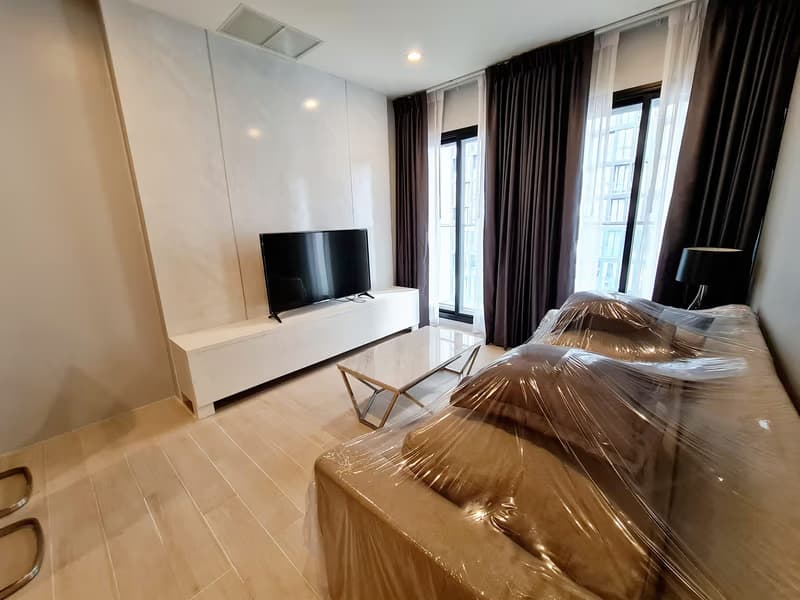 Condo for Rent at Noble Phloen Chit