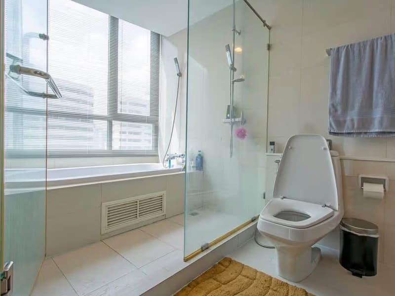2 Bed Condo for Sale in Watthana
