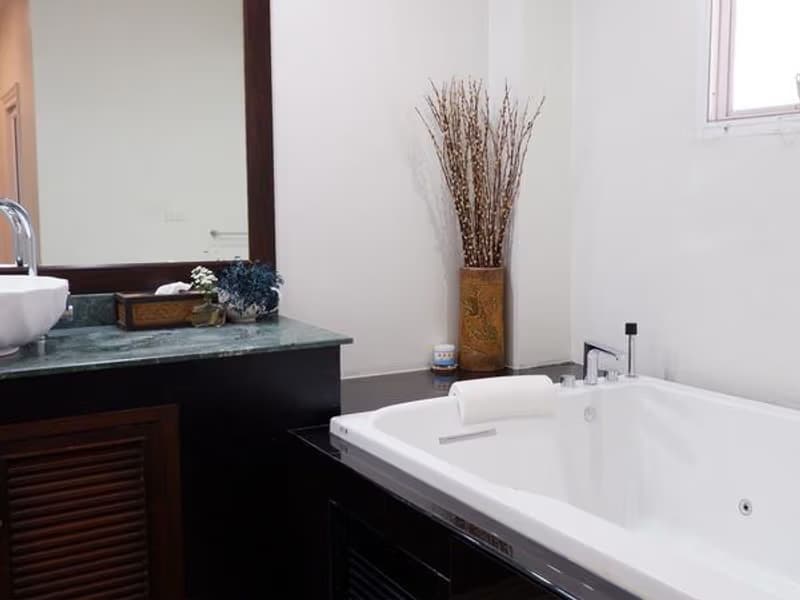 4 Bed House for Sale in San Sai District
