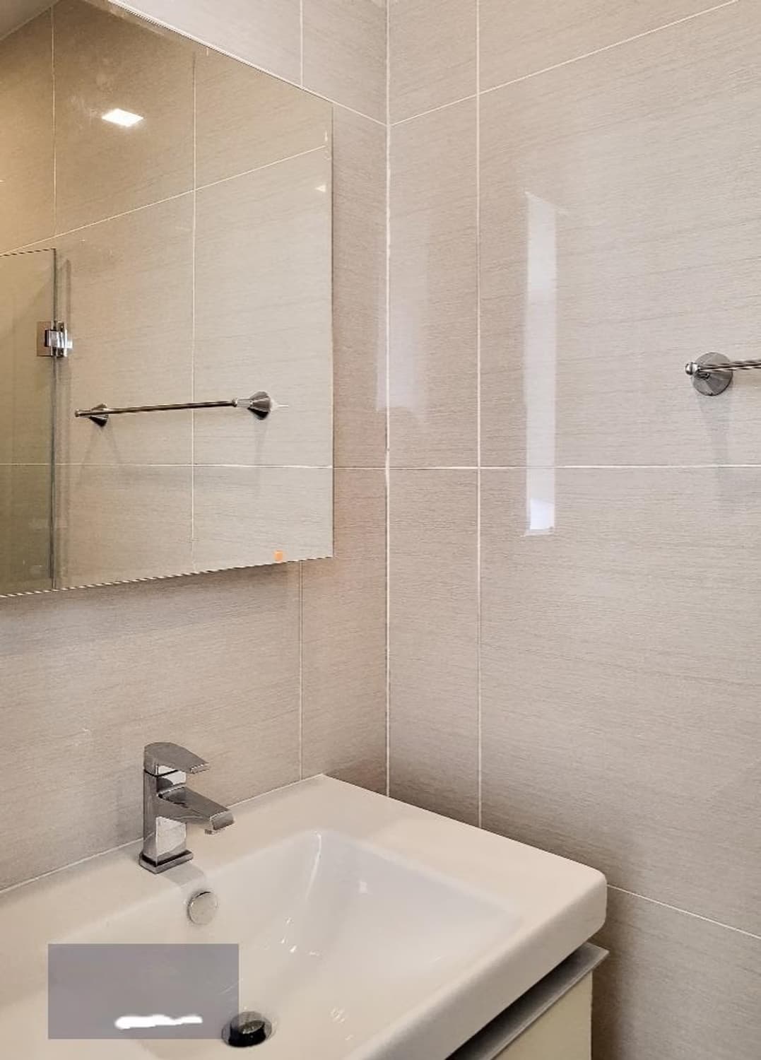  - Image 8