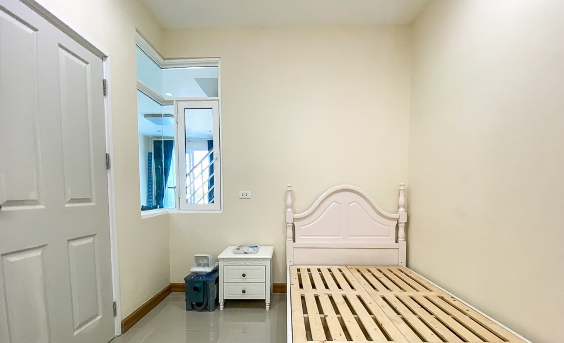 4 Bedroom House - Image 7