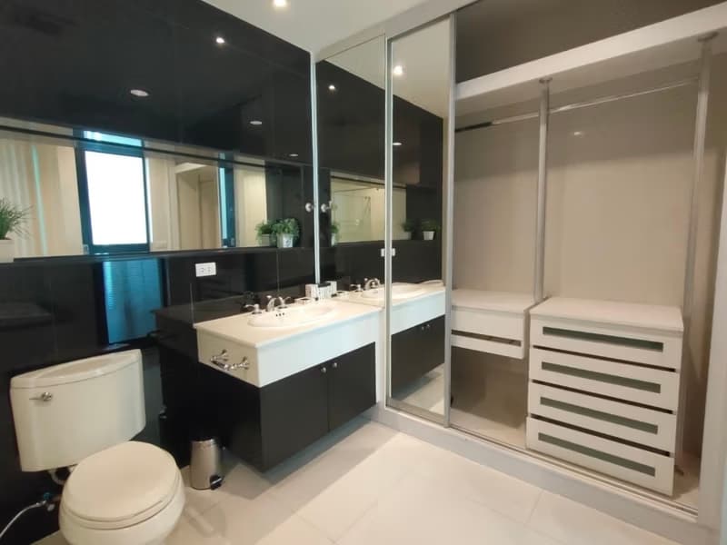 1 Bed Condo for Rent and Sale in Pathum Wan