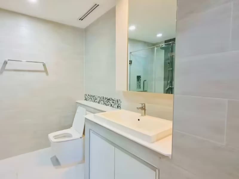 2 Bedroom Condo
