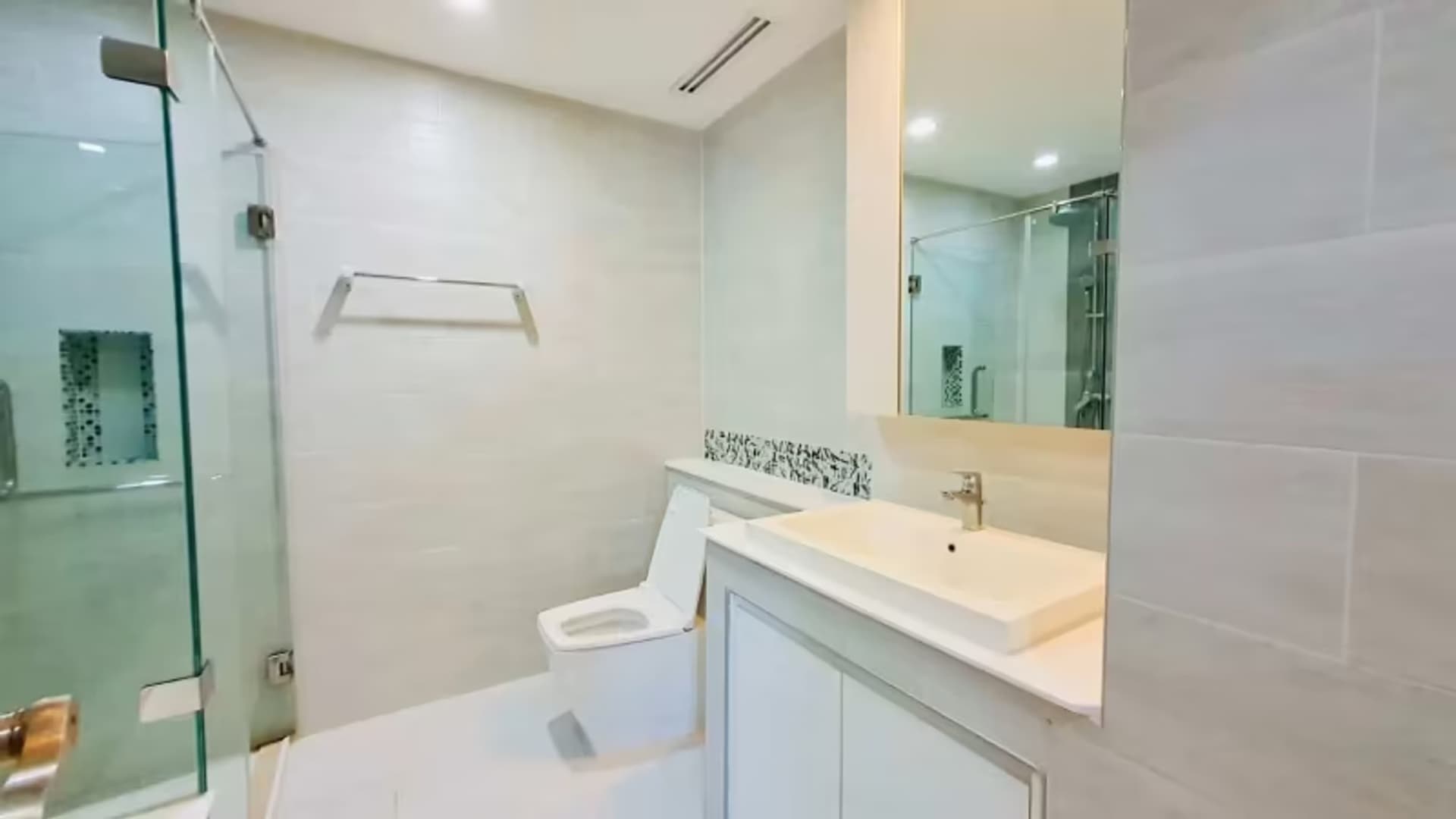 2 Bedroom Condo - Image 9