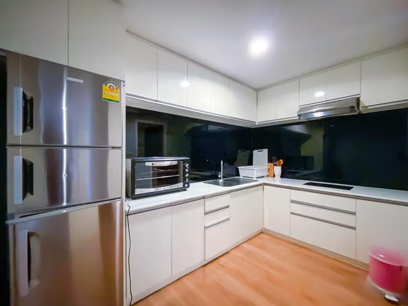 1 Bedroom Condo