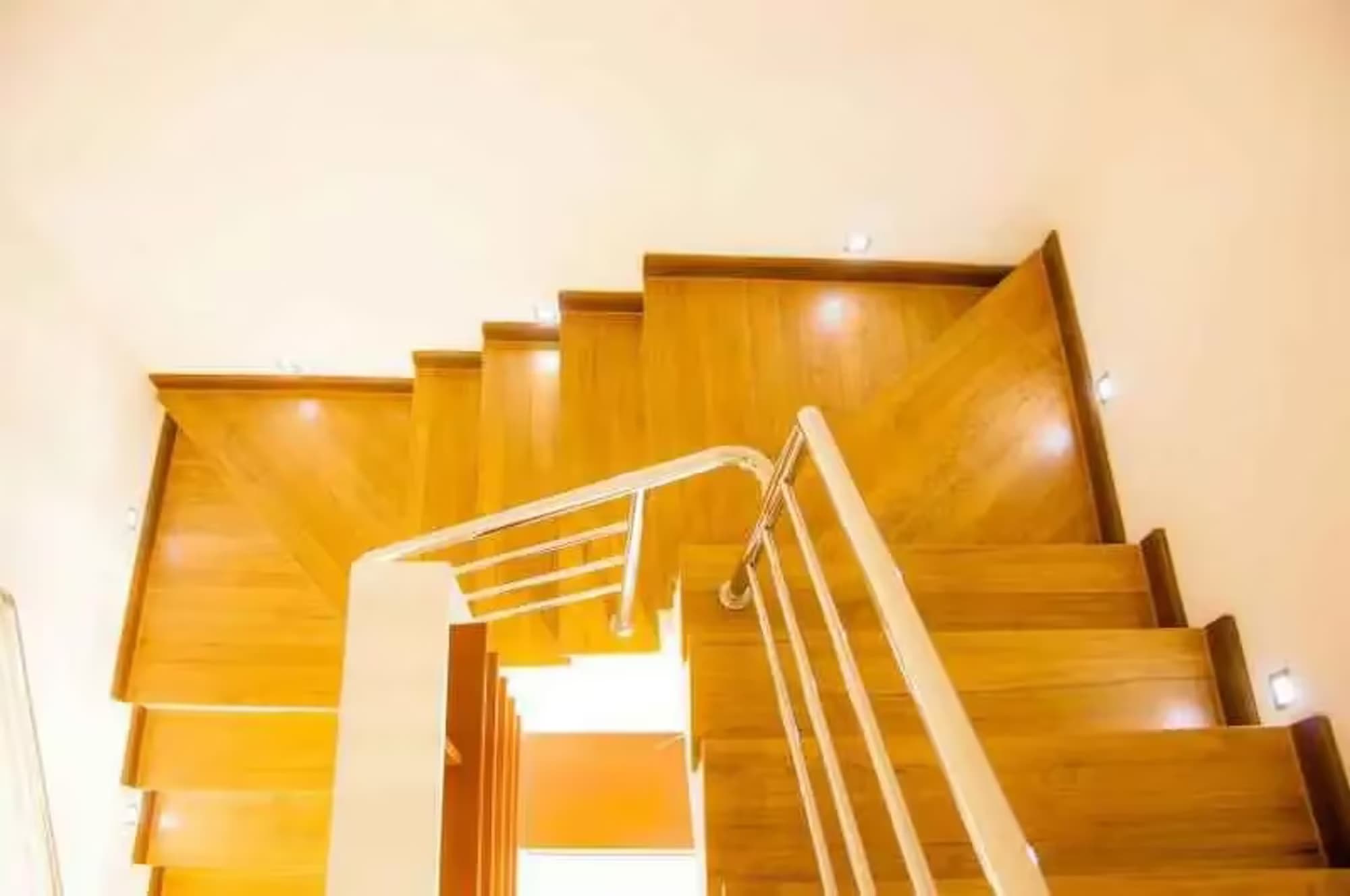 2 Bedroom House - Image 5
