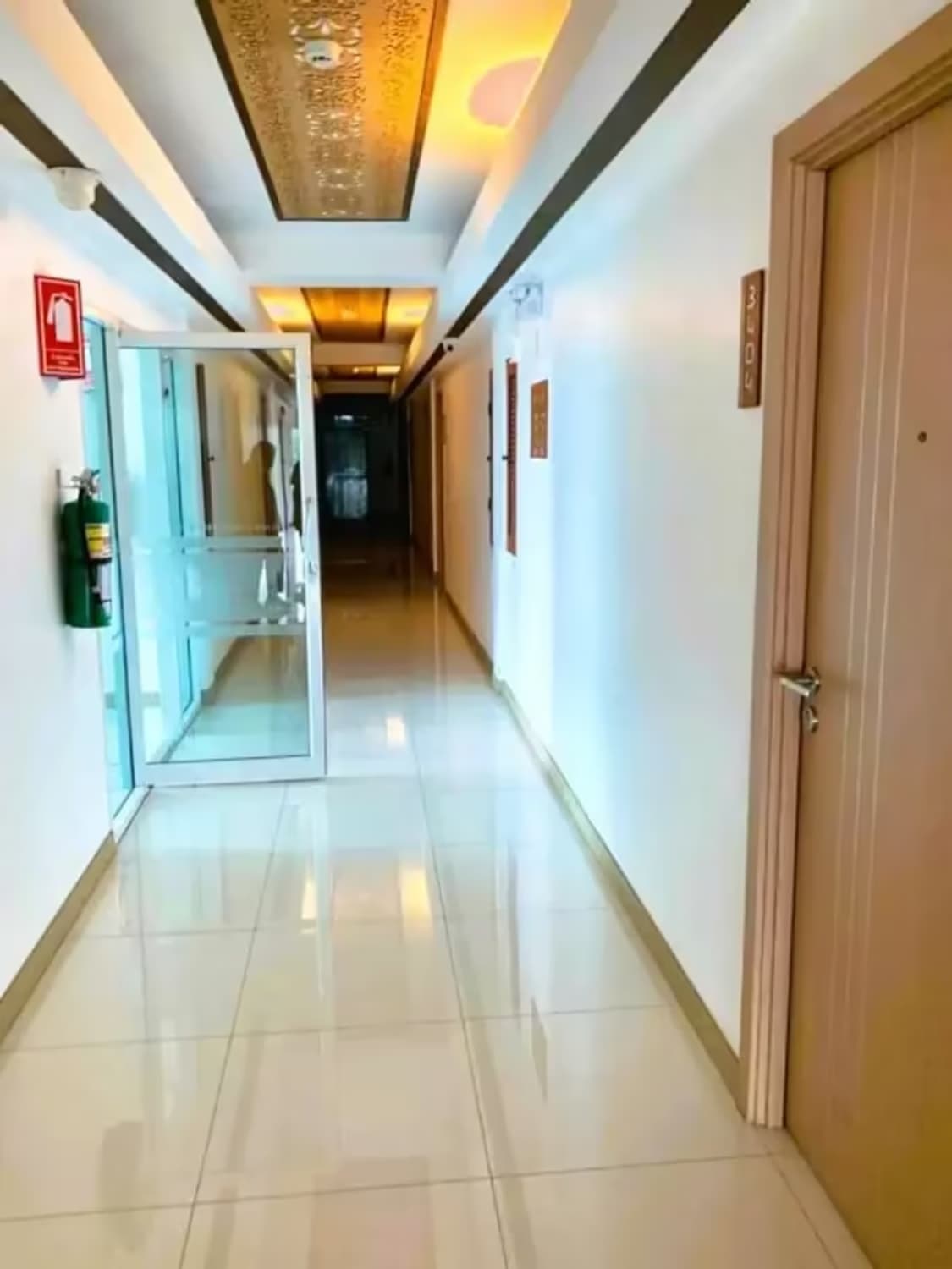 1 Bedroom Condo - Image 1