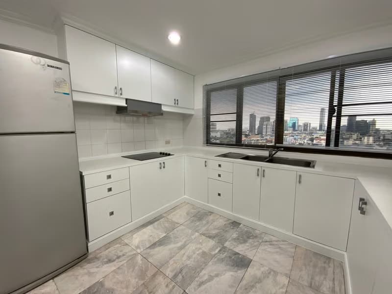 4 Bedroom Condo