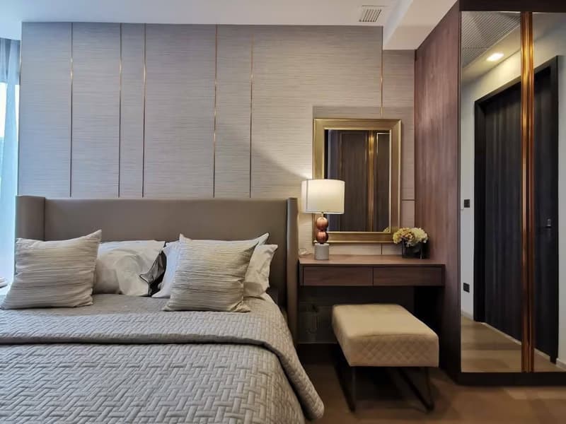 1 Bedroom Condo