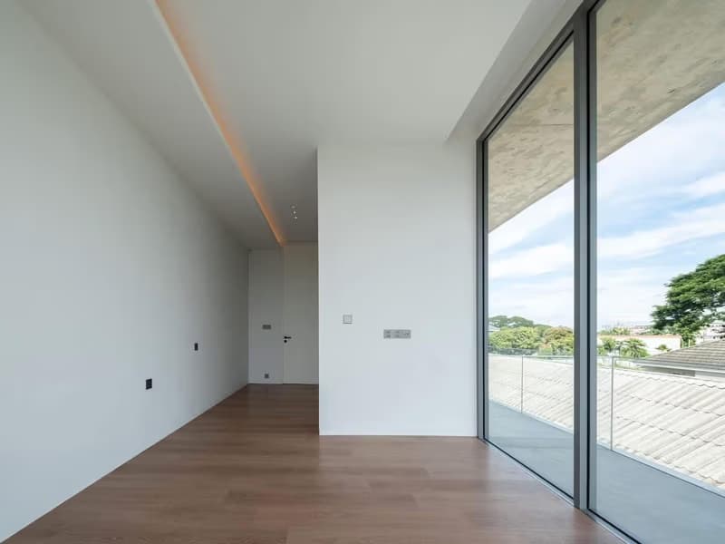 4 Bed House for Sale in Watthana