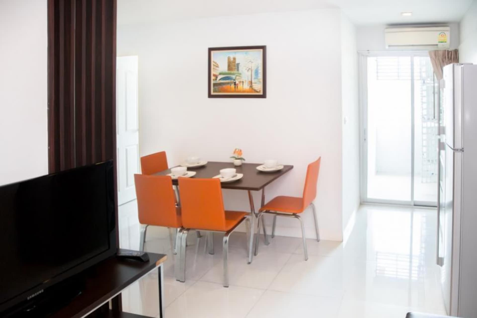 2 Bed Condo for Rent in Watthana - Image 4