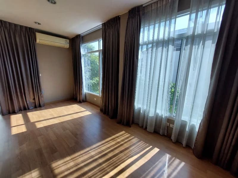 3 Bed Townhouse for Sale in Bang Kho Laem